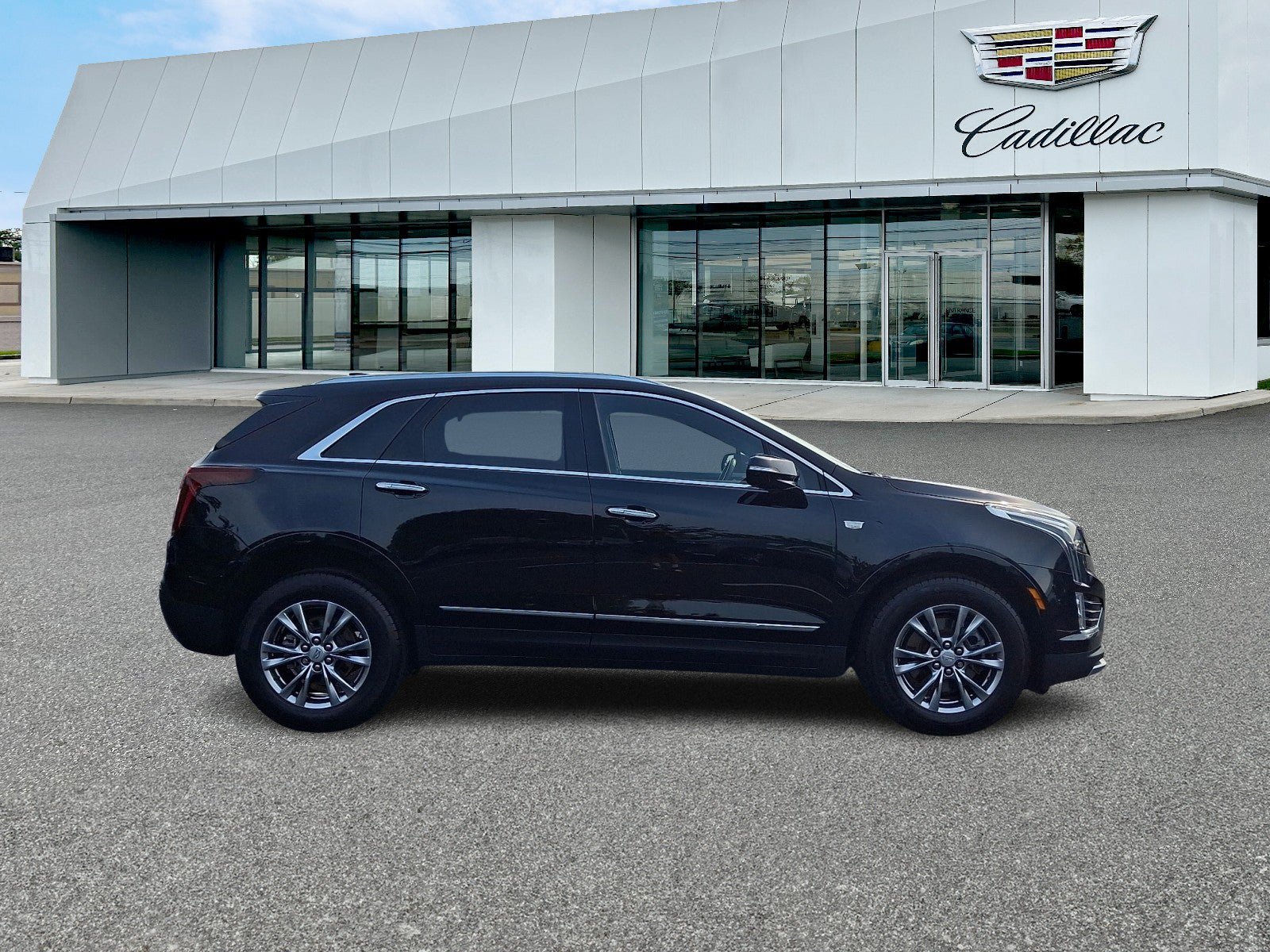 Certified 2023 Cadillac XT5 Premium Luxury AWD/4WD image 6