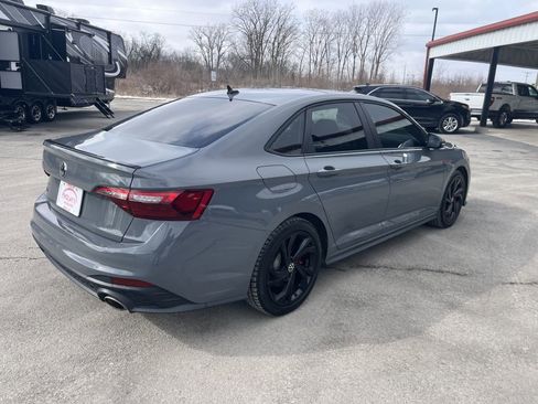 Used 2023 Volkswagen Jetta GLI Autobahn image 13