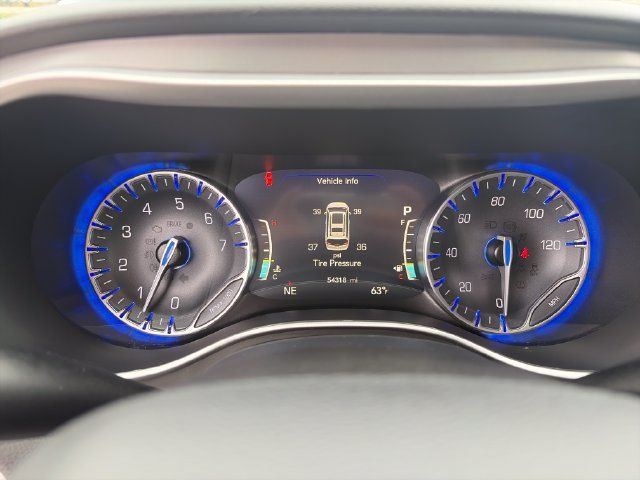 Used 2025 Chrysler Pacifica Select FWD image 29