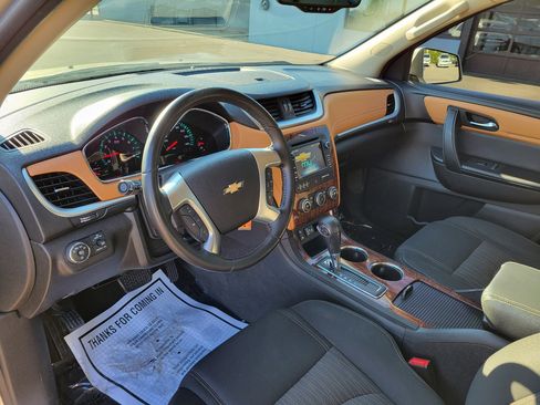 Used 2013 Chevrolet Traverse LT w/ All-Star Edition image 17