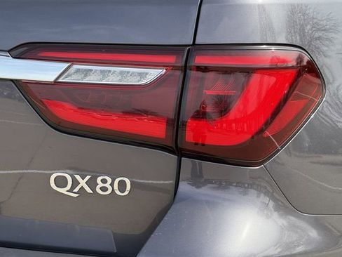 Used 2024 INFINITI QX80 Luxe image 8