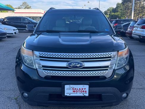 Used 2013 Ford Explorer XLT FWD image 2