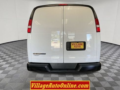 Used 2020 Chevrolet Express 2500 w/ Driver Convenience Package RWD image 3