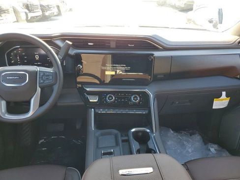 New 2026 GMC Sierra 3500 Denali w/ Denali Reserve Package AWD/4WD image 15