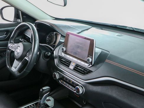 Used 2022 Nissan Altima 2.5 SR w/ Midnight Edition Package FWD image 26