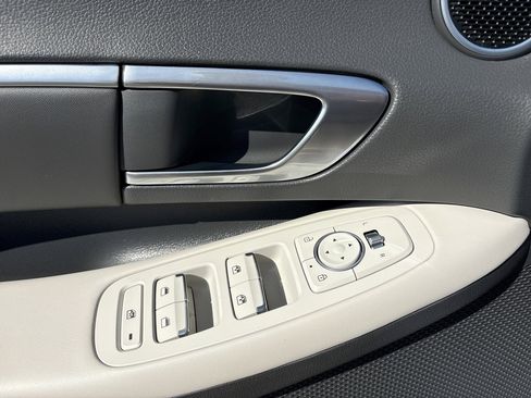 Used 2023 Hyundai Sonata SEL FWD image 12