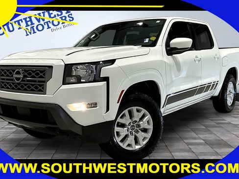 Used 2022 Nissan Frontier SV AWD/4WD image 1