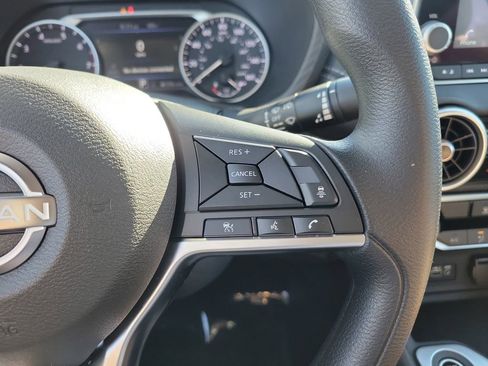 Used 2025 Nissan Sentra SV w/ Trunk Package FWD image 6