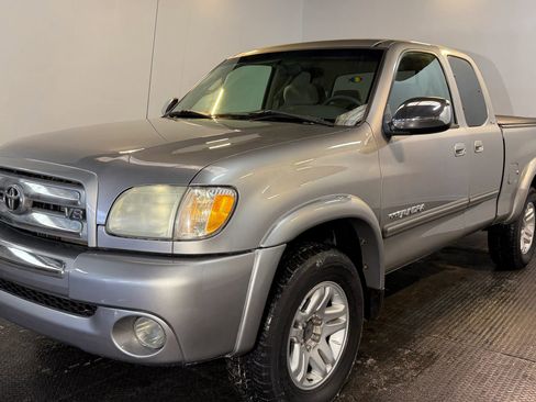 Used 2004 Toyota Tundra SR5 AWD/4WD image 2