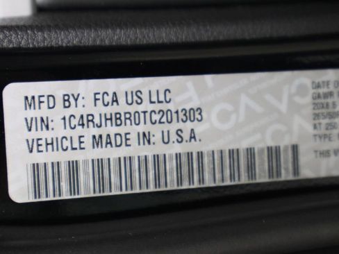 New 2026 Jeep Grand Cherokee Limited w/ Limited Altitude Package AWD/4WD image 39