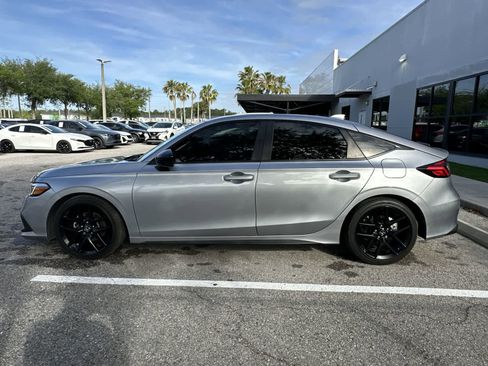Used 2024 Honda Civic Sport image 5