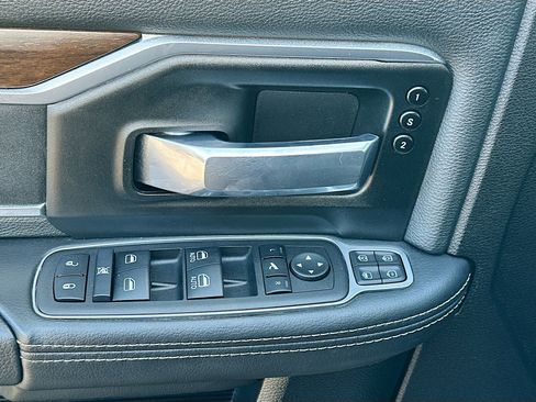 Used 2024 RAM 2500 Laramie image 15