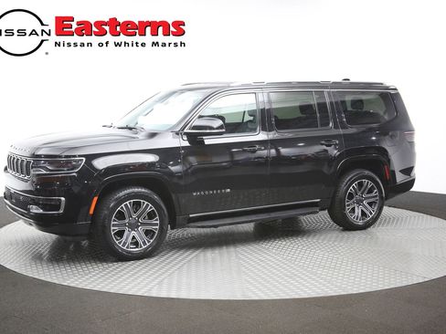 Used 2024 Jeep Wagoneer Series II AWD/4WD image 59