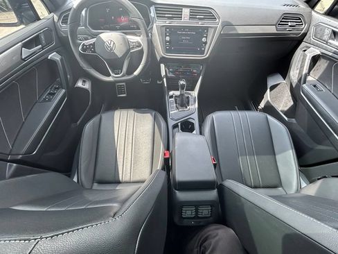 Certified 2024 Volkswagen Tiguan SE R-Line FWD image 10