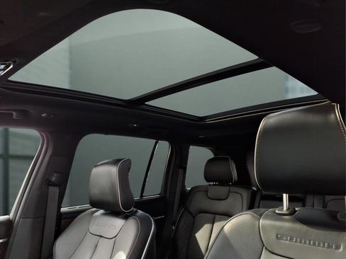 Used 2023 Jeep Grand Cherokee Summit w/ Advanced Protech Group IV image 17