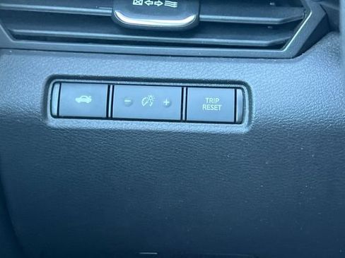 Used 2023 Nissan Altima 2.5 SV image 33