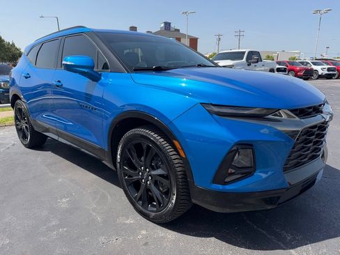Used 2021 Chevrolet Blazer RS w/ Driver Confidence II Package FWD image 4
