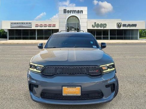 Certified 2023 Dodge Durango SXT w/ SXT Blacktop Group image 5