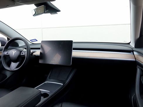 Used 2022 Tesla Model 3 Long Range image 7