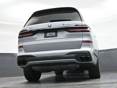 Used 2024 BMW X7 M60i AWD/4WD image 28