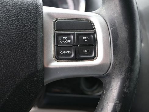 Used 2013 Dodge Grand Caravan SE FWD image 16