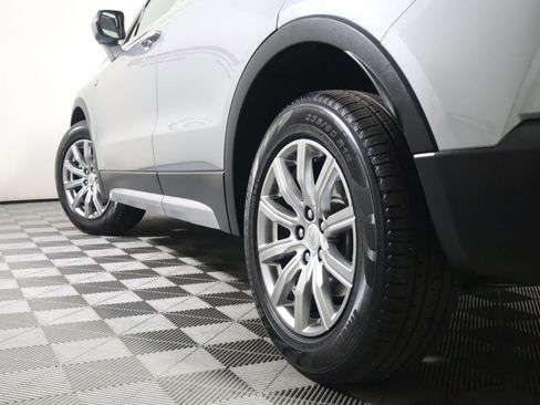 Used 2023 Cadillac XT4 Premium Luxury AWD/4WD image 18