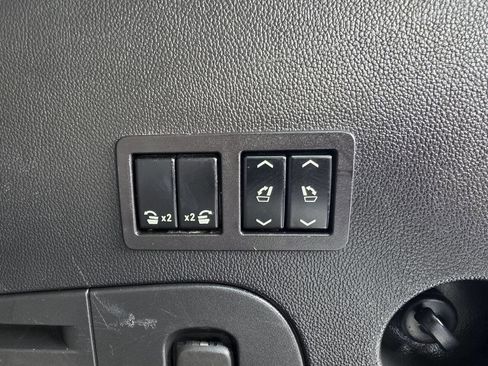 Used 2019 GMC Yukon Denali w/ Open Road Package image 13