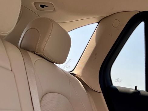 Certified 2022 Mercedes-Benz GLC 300 4MATIC image 11