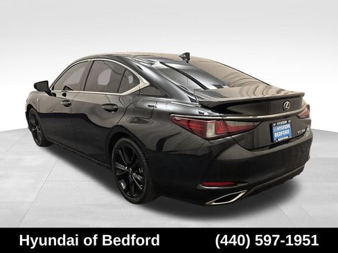 Used 2024 Lexus ES 350 F Sport w/ Accessory Package (Z2) FWD image 8