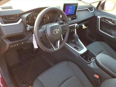 New 2025 Toyota RAV4 XLE image 4