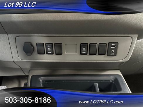 Used 2021 Nissan NV 3500 SV RWD image 15