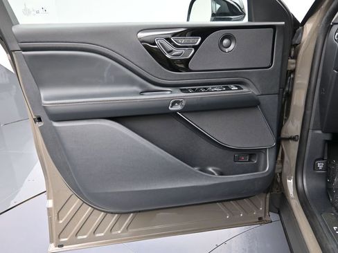 New 2025 Lincoln Aviator Reserve w/ Illumination Package RWD image 10