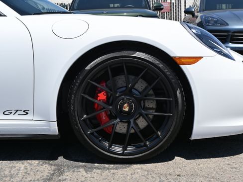 Used 2018 Porsche 911 GT3 RS image 30