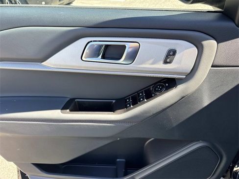 New 2026 Ford Explorer Active w/ Active Comfort Package image 22