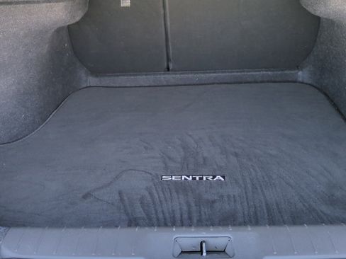Used 2021 Nissan Sentra SR w/ SR Premium Package FWD image 27