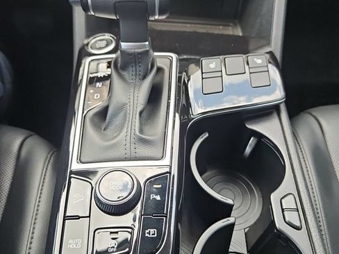 Used 2021 Kia Sorento S w/ Panoramic Sunroof Package AWD/4WD image 16