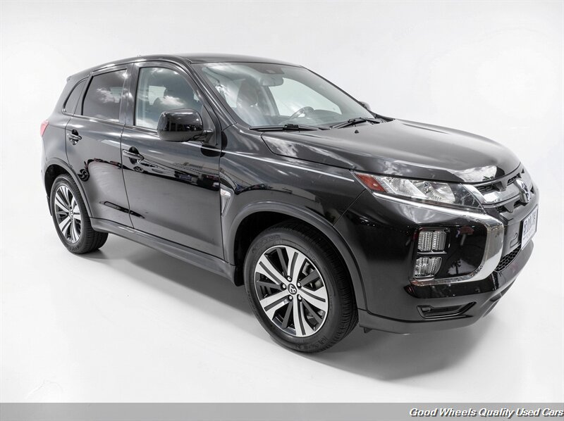 Used 2023 Mitsubishi Outlander Sport AWD image 3