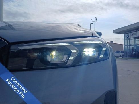 Certified 2024 BMW 330i Sedan w/ M Sport Package image 4