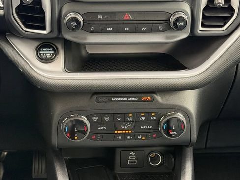 Used 2024 Ford Bronco Sport Outer Banks w/ Tech Package AWD/4WD image 19