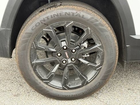 New 2027 GMC Terrain Elevation w/ Elevation Premium Package AWD/4WD image 9
