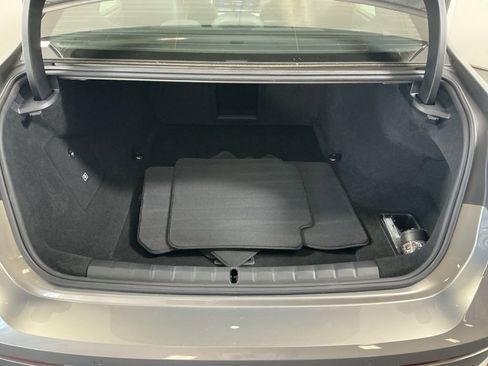 Certified 2024 BMW i7 eDrive50 image 31