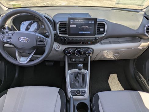 New 2026 Hyundai Venue SEL FWD image 13
