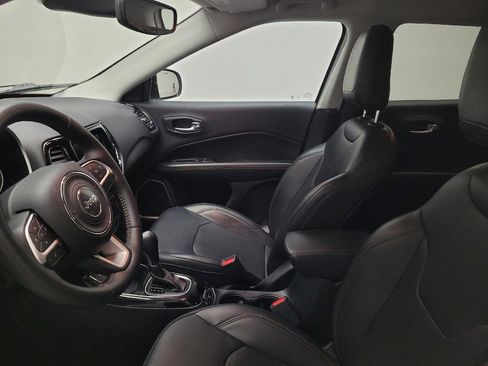 Used 2019 Jeep Compass Limited FWD image 17