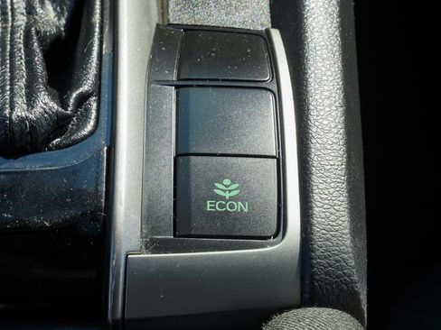 Used 2018 Honda Civic EX image 36