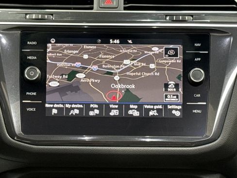 Used 2020 Volkswagen Tiguan SEL FWD image 22
