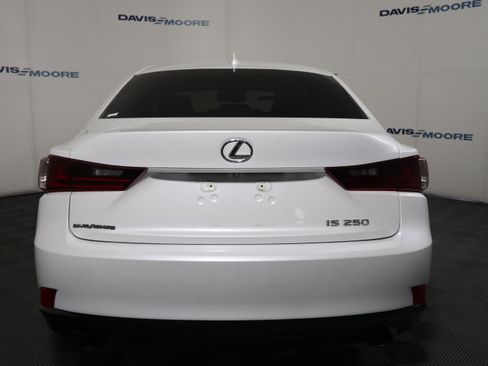 Used 2015 Lexus IS 250 RWD image 7