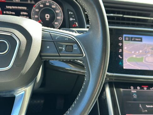 Used 2019 Audi Q8 Prestige image 18