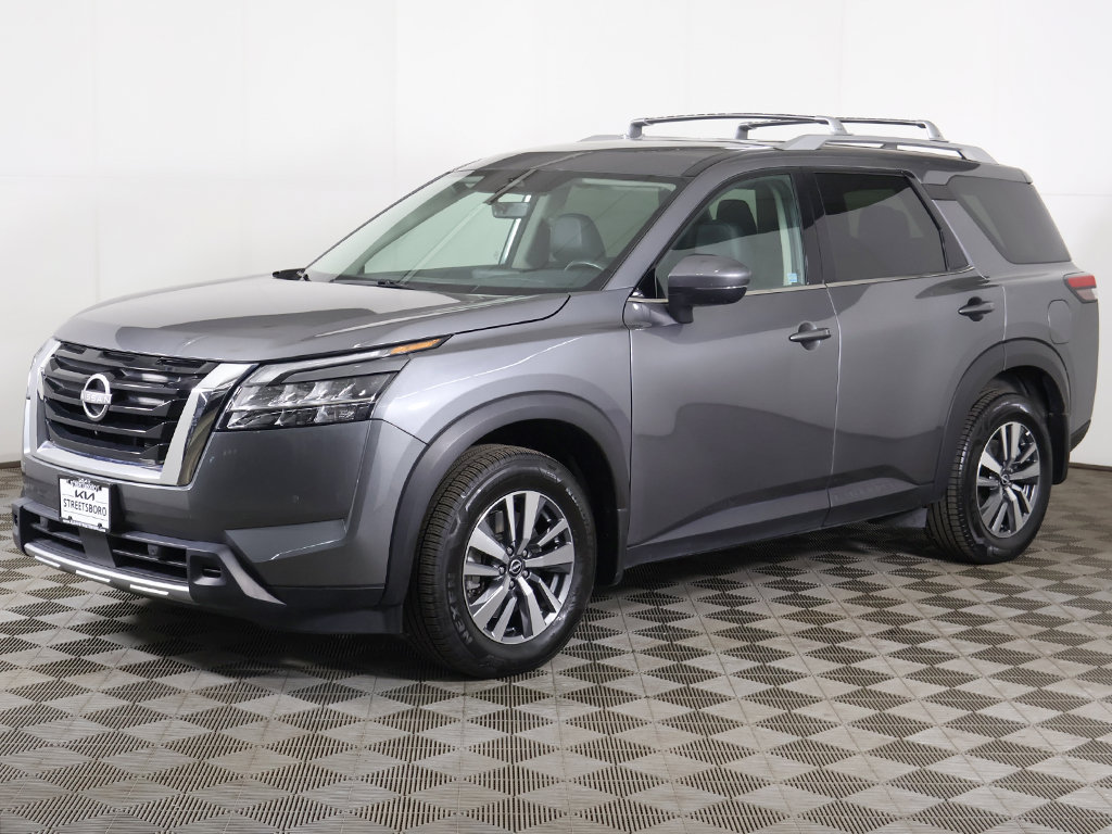 Used 2024 Nissan Pathfinder SL AWD/4WD image 10