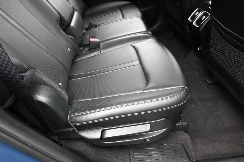 Used 2025 Kia Sorento S w/ Panoramic Sunroof Package FWD image 40