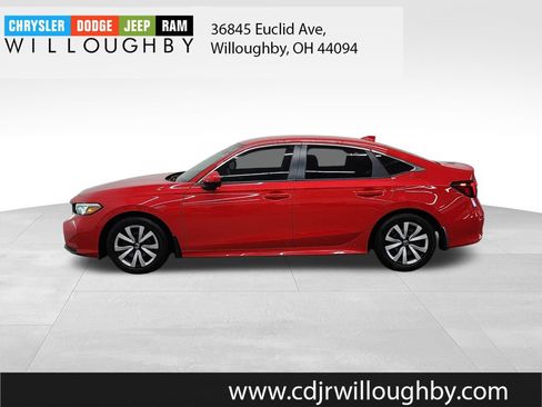 Used 2025 Honda Civic LX image 5